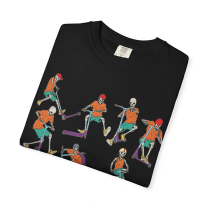 Skeleton Scoot T-Shirt, Unisex Graphic Tee, Spooky Season Apparel, Cool Halloween Gift, Casual Streetwear